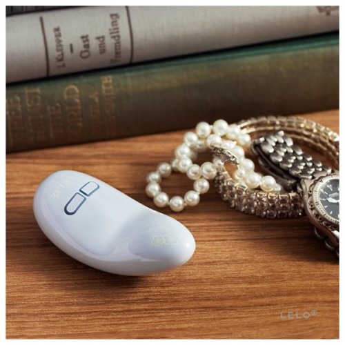 Lelo: NEA (White)